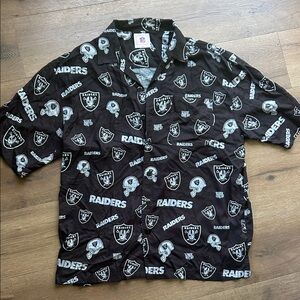 NFL Raiders Black All-Over Print Short Sleeve Shirt !! Large